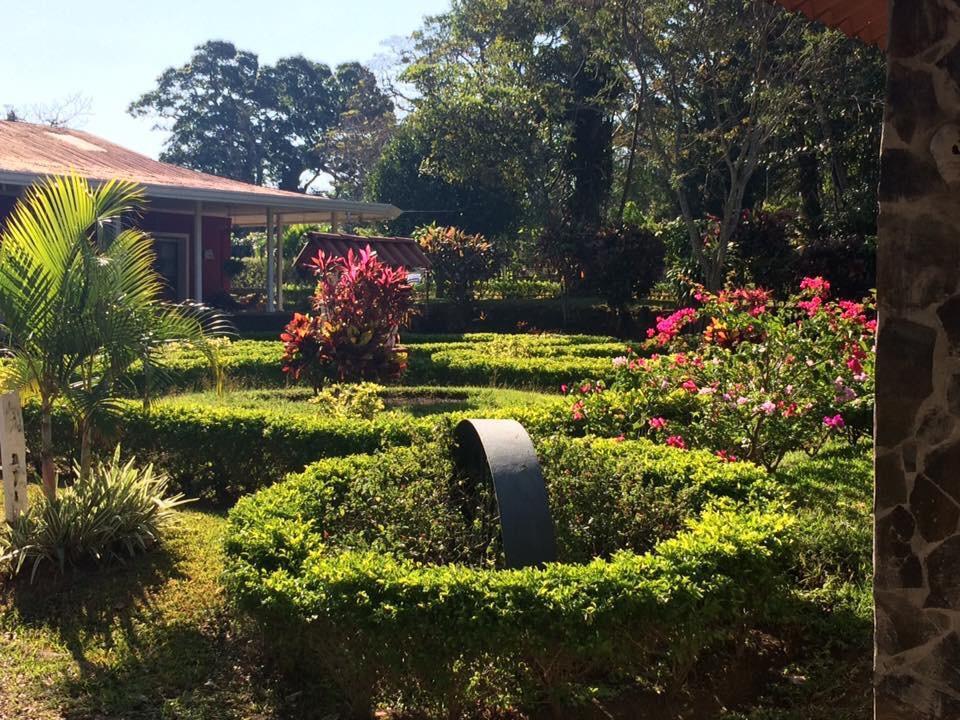 Hotel Hacienda El Rodeo Vueltas エクステリア 写真